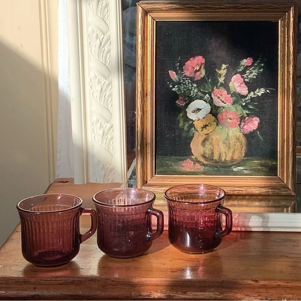Vintage Amethyst Purple Aubergine Glass Coffee Cups Teacups Mexico